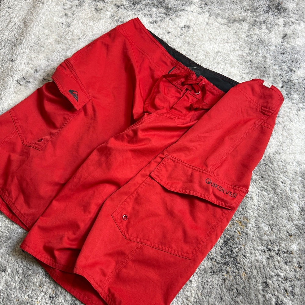 Quiksilver Mens Red Cargo Board Shorts Swim Trunks Size 38 Surf Beachwear